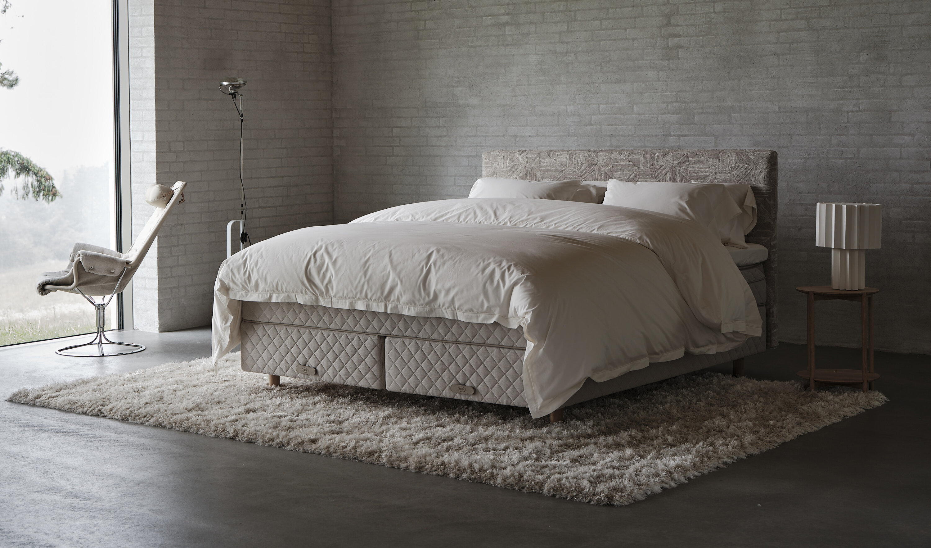 bed-continental-dux-80-sustainable-comfort-pie-comfort-astoria-headboard-3.jpg
